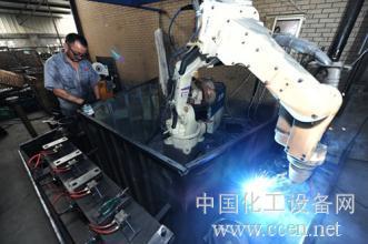 工程機(jī)械儀表行業(yè)發(fā)展趨勢 節(jié)能環(huán)保 智能高效