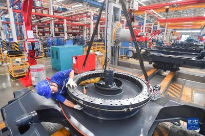 長沙:裝備制造企業生產忙