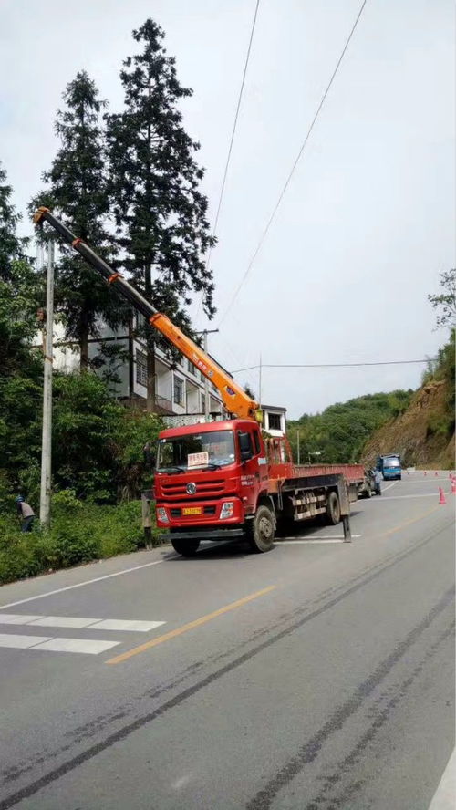 阿克陶東風(fēng)16噸及8噸隨車(chē)吊價(jià)格解析